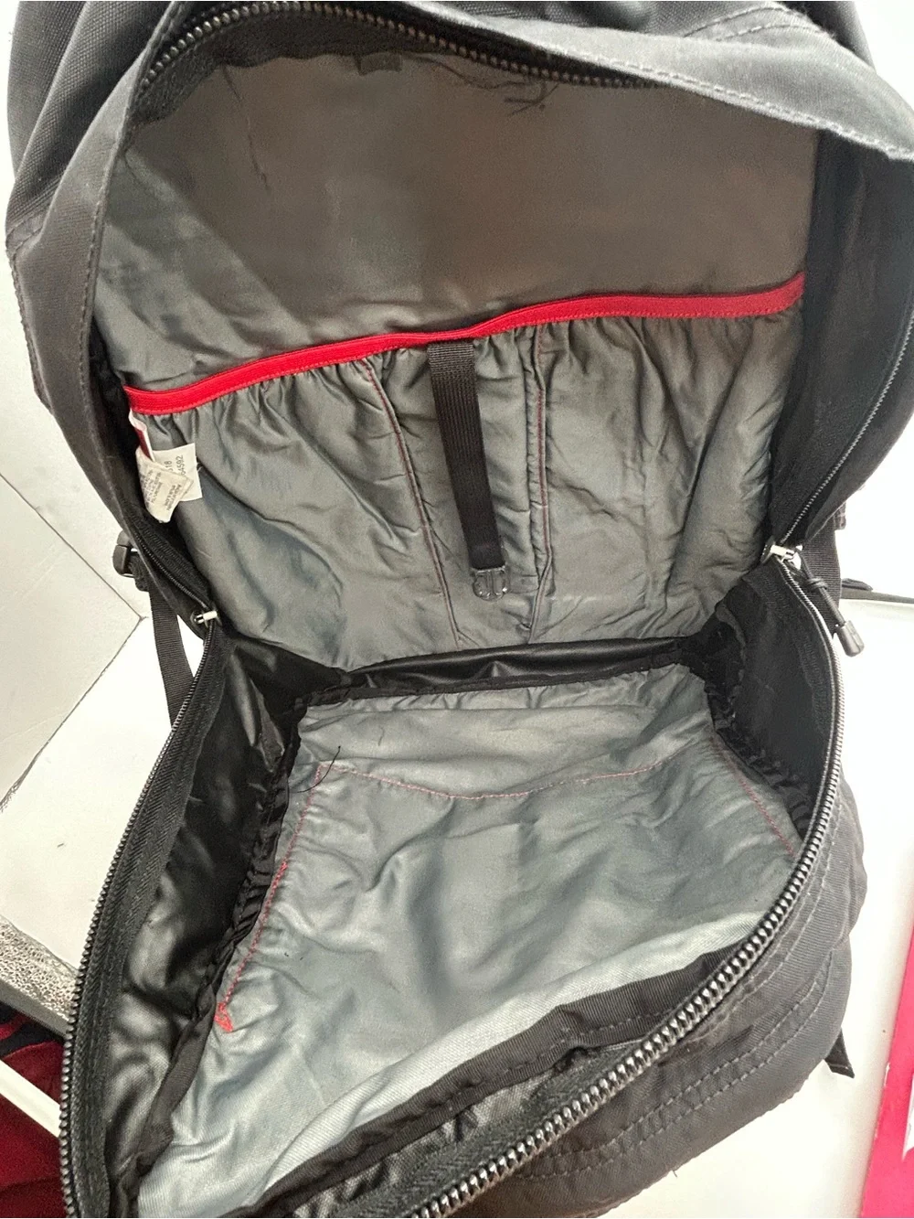 The North Face Yavapai Black Backpack